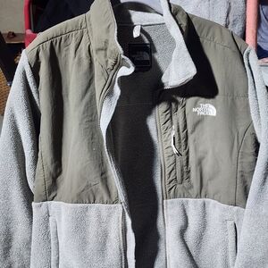The North Face Woman's Xl Khaki and Gray Performance Jacket